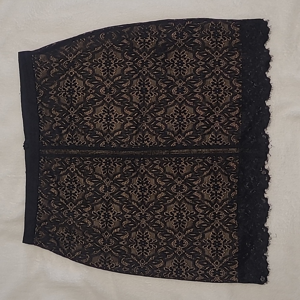 Wilfred Black Lace Dressy Short Skirt